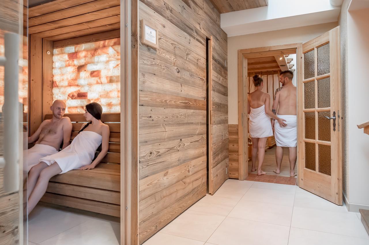 4 Sterne Superior Muehle Resort 1900 - Adults Only โอเบอร์กัวร์เกิล ภายนอก รูปภาพ